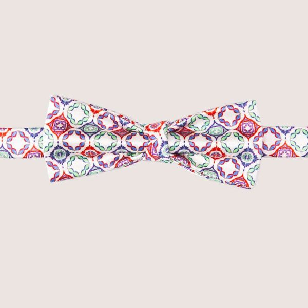 Tegulas Bow-Tie