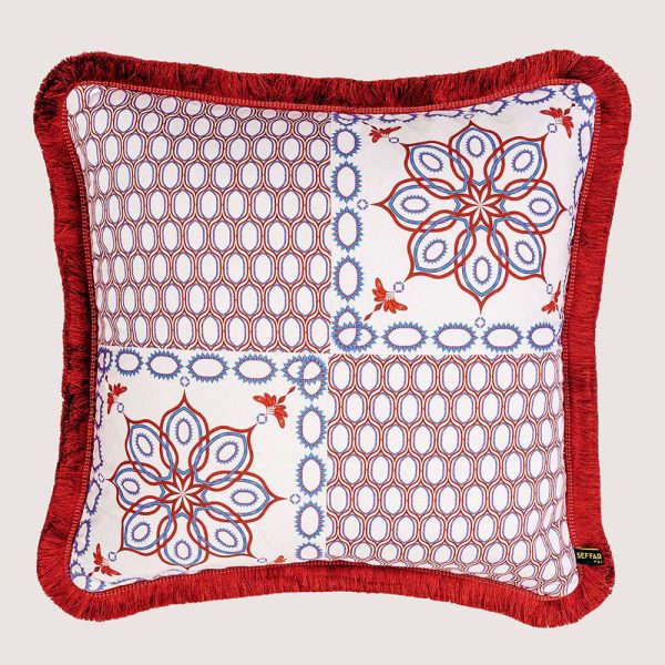 Granatum Rosea Cushion