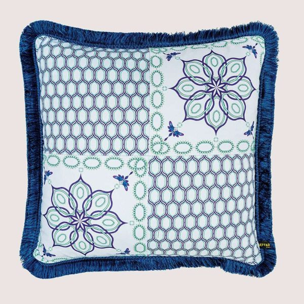 Granatum Caeruleum Cushion